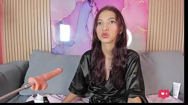 Maybeelin  online show from December 1, 10:15 pm