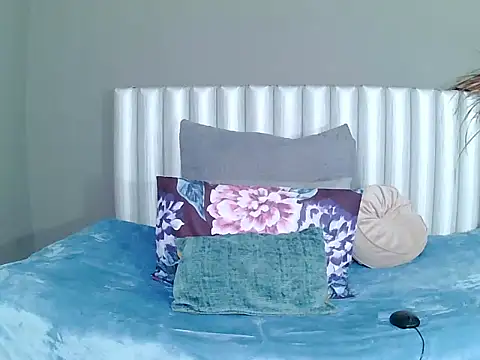 SavageHoney online show from November 26, 8:32 pm