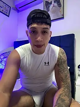 OliverWest04 online show from January 7, 8:22 pm