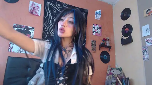 Layla quinn online show from July 15, 2:22 pm