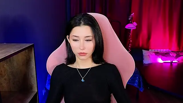 RedMidnight online show from April 29, 8:15 pm