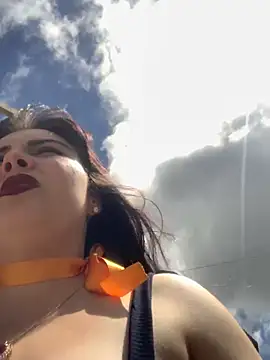 Yuliks  online show from December 3, 3:54 pm