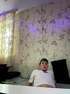 Snapshot of Rabizoon chatting on November 25, 2:55 am Rabizoon online show from November 25, 2:55 am