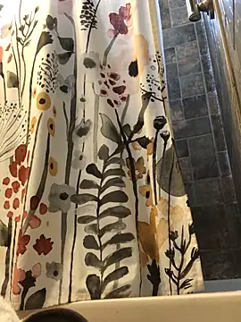 xxxenzo1 online show from January 3, 7:07 pm