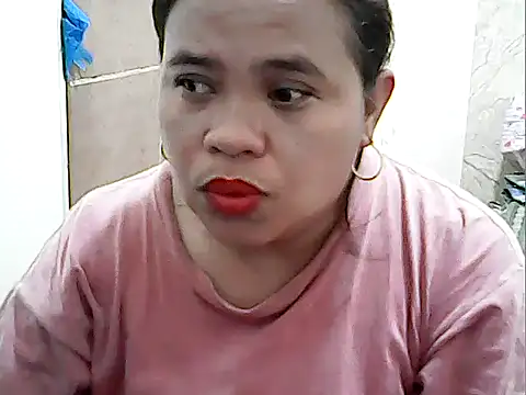 cutechubby online show from December 16, 6:29 am