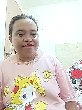 cutechubby online show from April 29, 11:44 pm