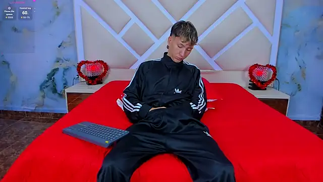 sammysex- online show from December 4, 6:12 am