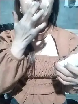 tieutam122 online show from January 8, 10:50 am