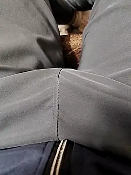 Snapshot of bigdick2299 chatting on December 19, 2:57 pm bigdick2299 online show from December 19, 2:57 pm