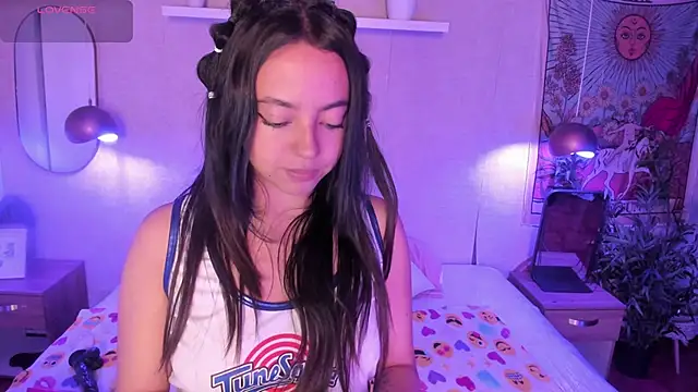 Laraa Rouss  online show from December 2, 3:56 am