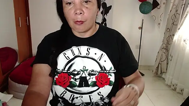 vivian-milf online show from December 17, 12:33 pm