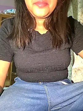 Snapshot of Sizzling_Zoya chatting on November 28, 10:12 pm Sizzling Zoya online show from November 28, 10:12 pm