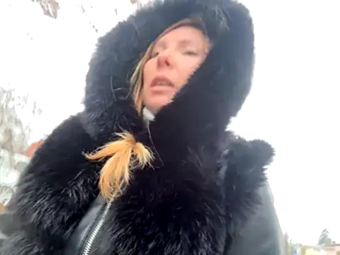 JenyJansy online show from December 3, 1:53 pm