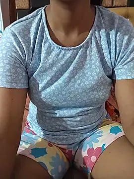 RASHMI SHARMA9 online show from May 22, 5:51 pm