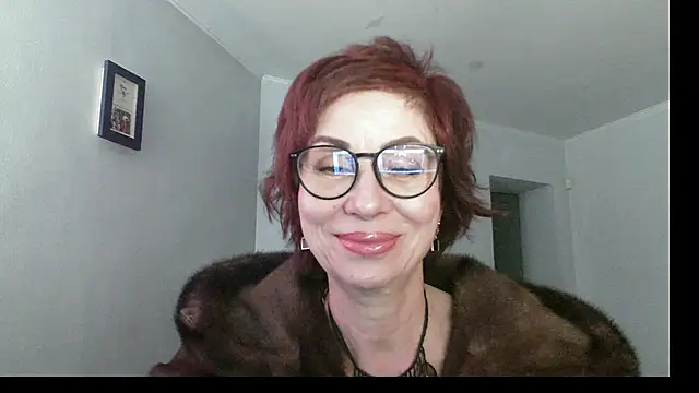 Kelly Flurr online show from December 16, 6:18 am