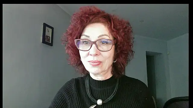 Kelly Flurr online show from May 1, 2:10 pm