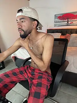 Andressbigcock   online show from November 28, 1:58 pm