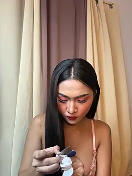 Diannellove online show from June 9, 5:35 pm