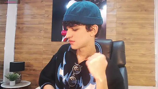 Michaelkoiv online show from February 21, 11:44 am