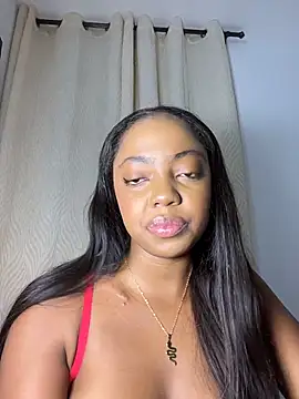 Snapshot of TiiffanyJackson_ chatting on December 17, 1:44 am TiiffanyJackson online show from December 17, 1:44 am