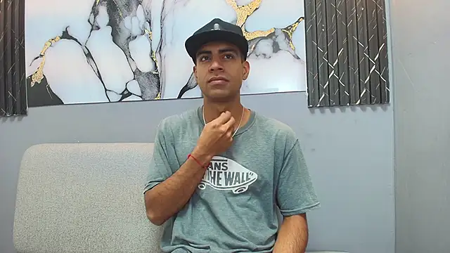 MARCO SPENCER online show from November 27, 12:40 pm