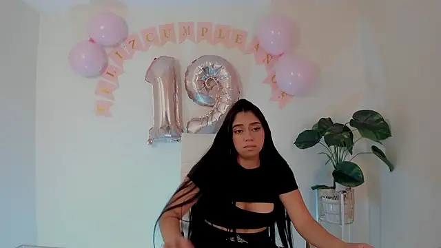 luna cute   online show from February 21, 2:07 pm