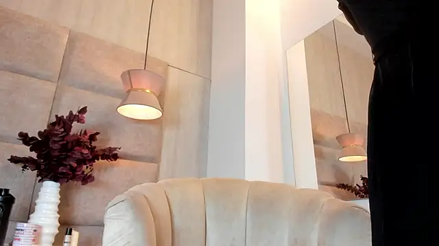 GenesisJordan online show from February 21, 9:05 pm