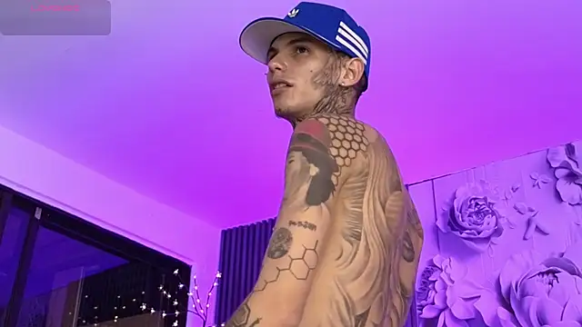 Paulo 527 online show from February 17, 8:55 am