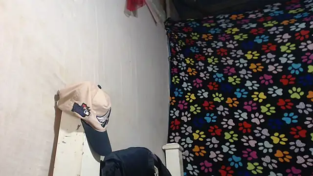 ELIZABET2- online show from February 2, 10:47 am