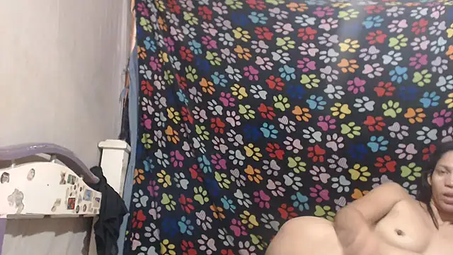 ELIZABET2- online show from May 10, 11:48 am