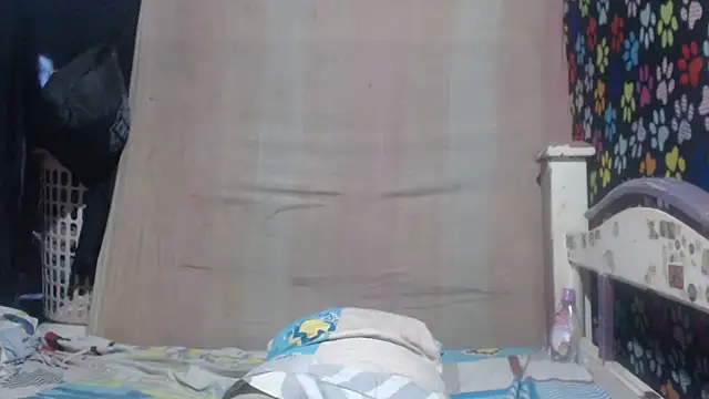 ELIZABET2- online show from June 6, 10:47 pm