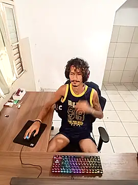 theyllorwillian online show from November 28, 10:29 am