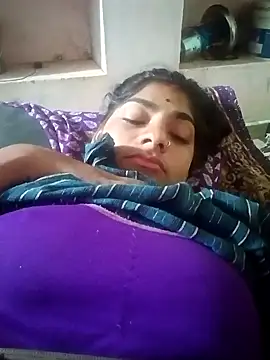 Snapshot of Janki_cute chatting on February 11, 2:05 am Janki cute online show from February 11, 2:05 am