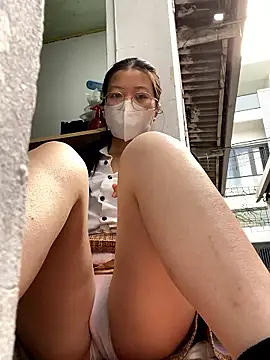 rose2111 online show from January 13, 3:34 am