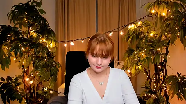 AsiaBritney online show from November 27, 1:24 pm