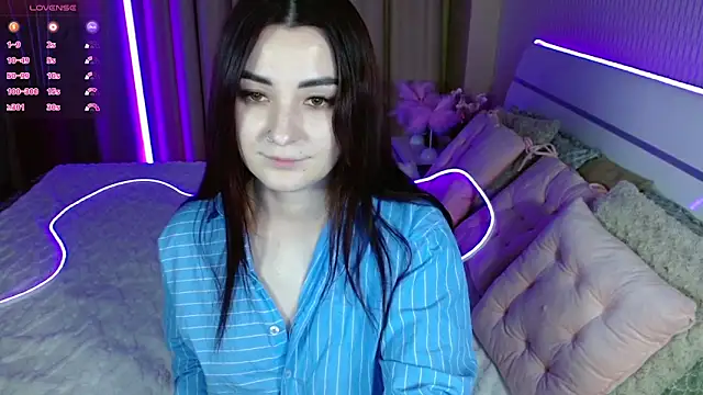 AdeleCutie online show from December 3, 8:29 pm