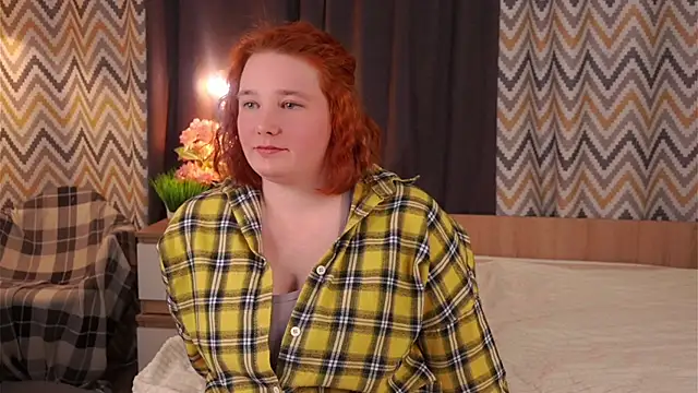 GwendaWhetham online show from December 2, 11:59 am