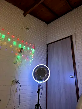 RosseBella  online show from December 5, 12:52 am