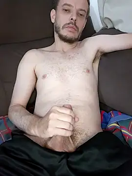 Snapshot of LoiroSafadinho chatting on April 4, 12:57 pm LoiroSafadinho online show from April 4, 12:57 pm