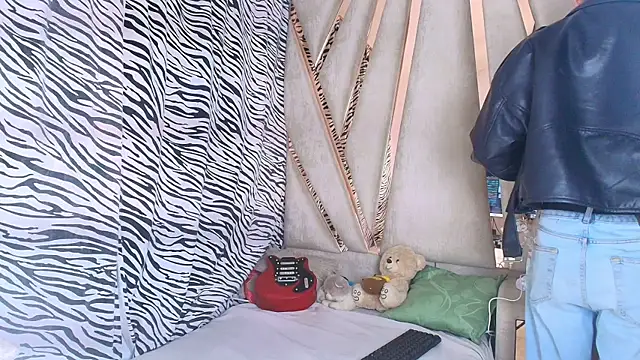 Snapshot of Jacobelord chatting on July 28, 2:46 pm Jacobelord online show from July 28, 2:46 pm