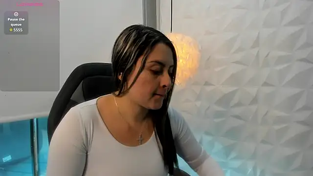 AuraDoll  online show from December 4, 12:36 pm