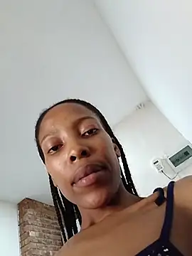 MsParisSmith online show from January 10, 9:11 am