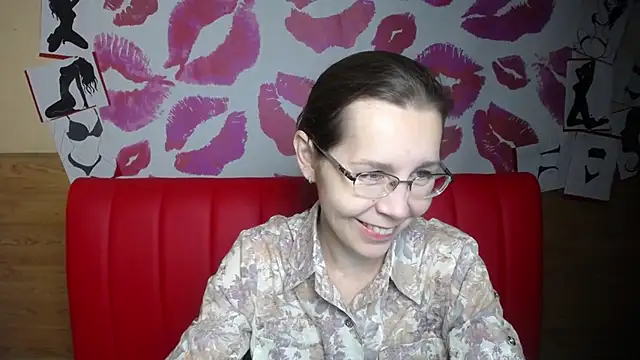 DaisyEdit online show from December 14, 6:30 am