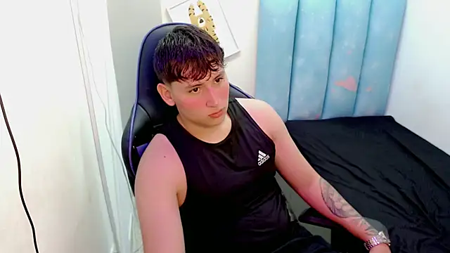 d moneyy  online show from November 27, 9:17 pm