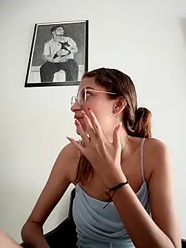 Vanneskk online show from December 17, 7:31 pm