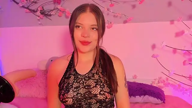 apleepleassure online show from June 26, 9:08 pm