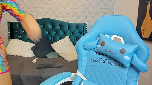 Valery jame online show from February 4, 8:03 pm