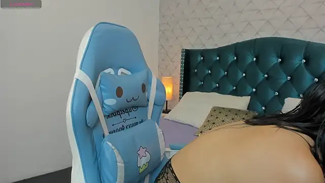 Snapshot of Valery_jame chatting on July 16, 8:04 pm Valery jame online show from July 16, 8:04 pm