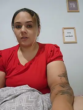LoreinnFox online show from May 3, 4:40 am