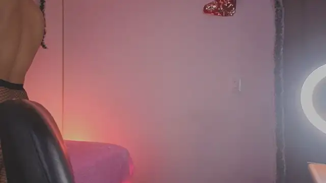 MarillynMorgan online show from December 3, 1:42 pm